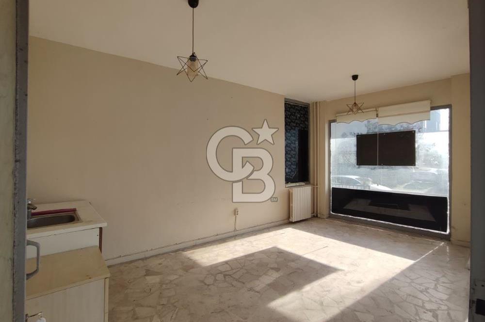 Altıntepe'de Çift Cepheli, Köşe Konumlu Kiralık Dükkan