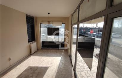 Altıntepe'de Çift Cepheli, Köşe Konumlu Kiralık Dükkan