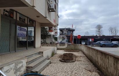 Altıntepe'de Çift Cepheli, Köşe Konumlu Kiralık Dükkan