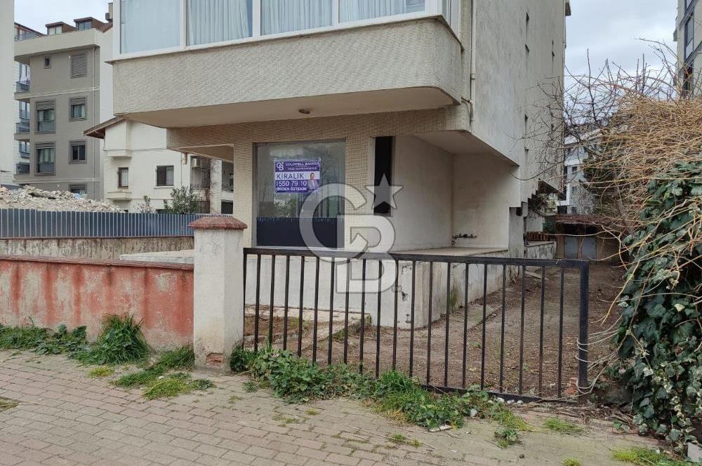 Altıntepe'de Çift Cepheli, Köşe Konumlu Kiralık Dükkan