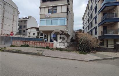 Altıntepe'de Çift Cepheli, Köşe Konumlu Kiralık Dükkan