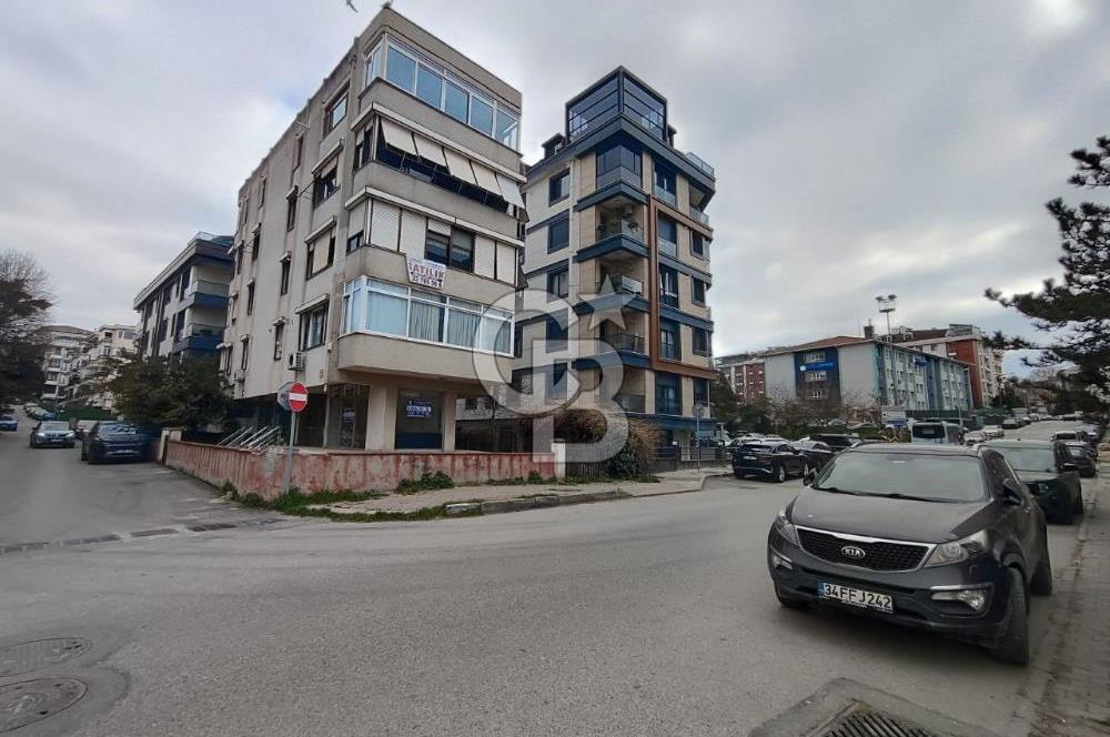 Altıntepe'de Çift Cepheli, Köşe Konumlu Kiralık Dükkan