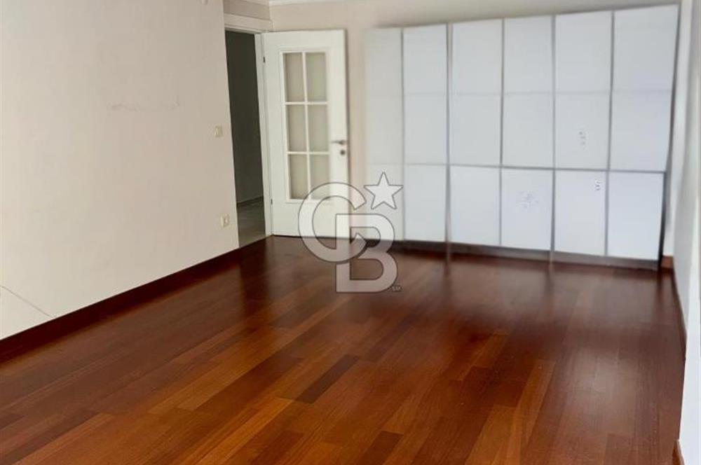 ORTAKÖY'DE MERKEZİ KONUMDA YENİ BİNADA  2+1 KİRALIK DAİRE.