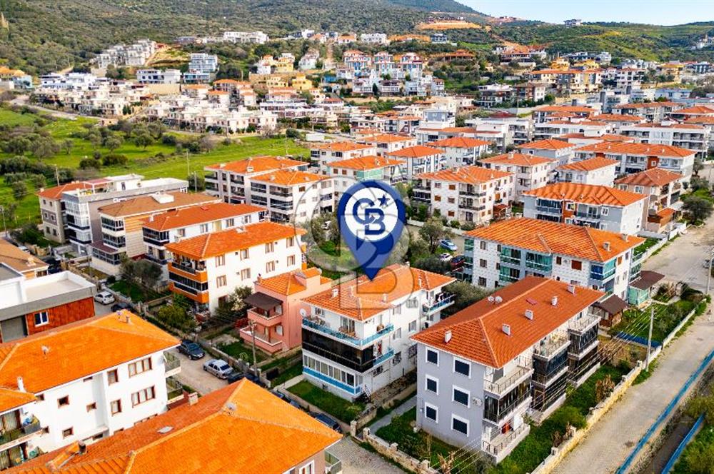 Yenifoça'da Satılık 2+1 Ara Kat Daire