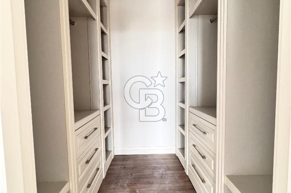 ALEKSANDER DUBÇEK CAD DOC'S VADİ SİTESİNDE 4+1 SIFIR SATILIK DAİRE