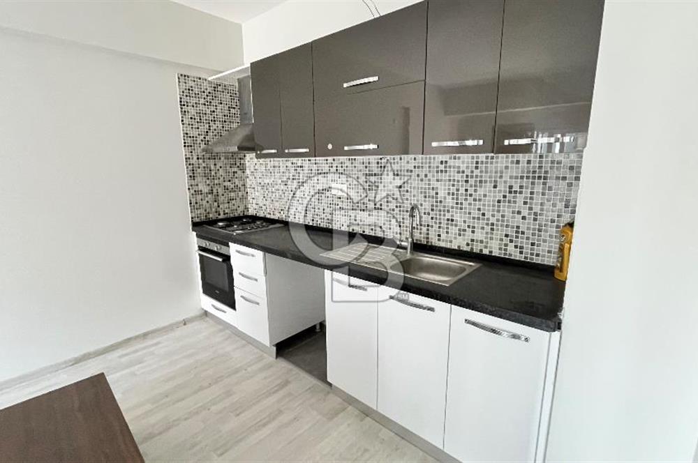 Seyrekte Havuzlu Sitede 2+1 Ara Kat Kiralık Daire