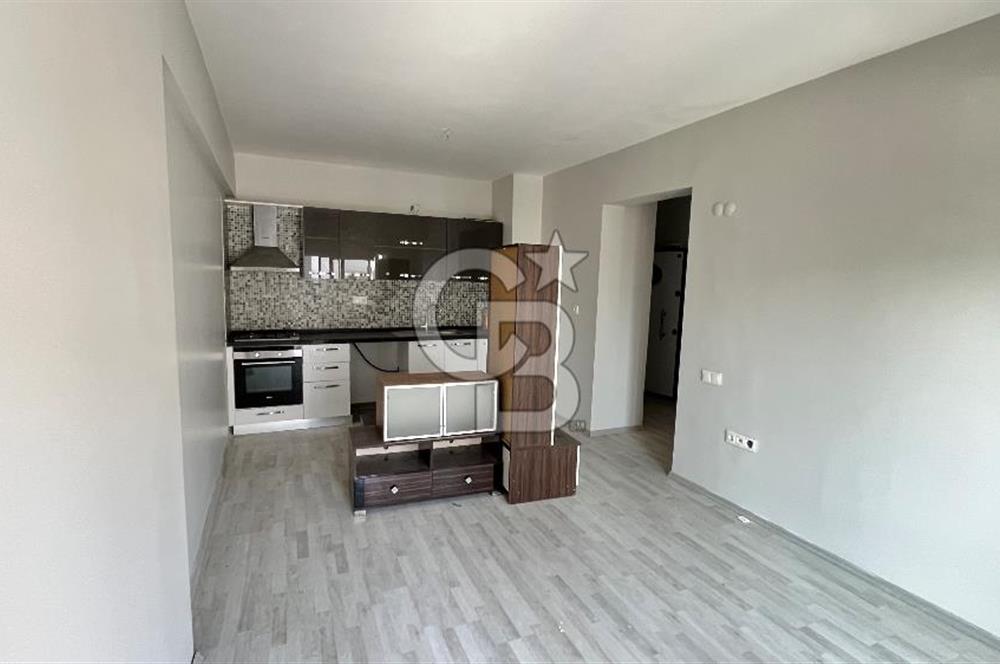 Seyrekte Havuzlu Sitede 2+1 Ara Kat Kiralık Daire