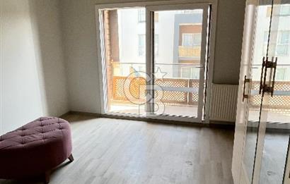 Seyrekte Havuzlu Sitede 2+1 Ara Kat Kiralık Daire