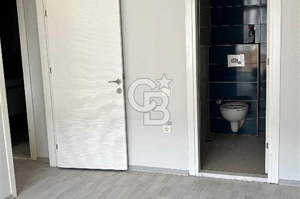 Seyrekte Havuzlu Sitede 2+1 Ara Kat Kiralık Daire