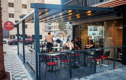 İzmir Buca da Rezidansların arasında devren kiralık Cafe