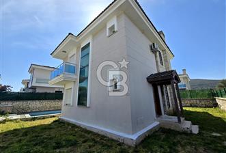 ALAÇATI GÖBENE DE KİRALIK HAVUZLU 4+1 MÜSTAKİL VİLLA - 5 - 338841