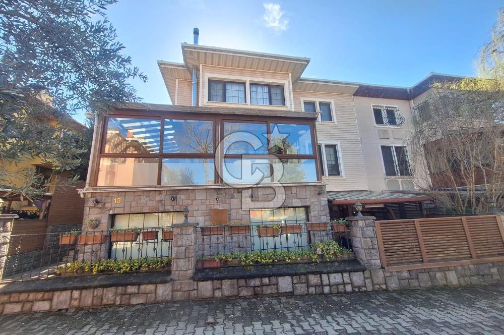 Çengelköy Ata 2 de Eşyalı Barbekü &Kış Bahçesli Dubleks 4+1