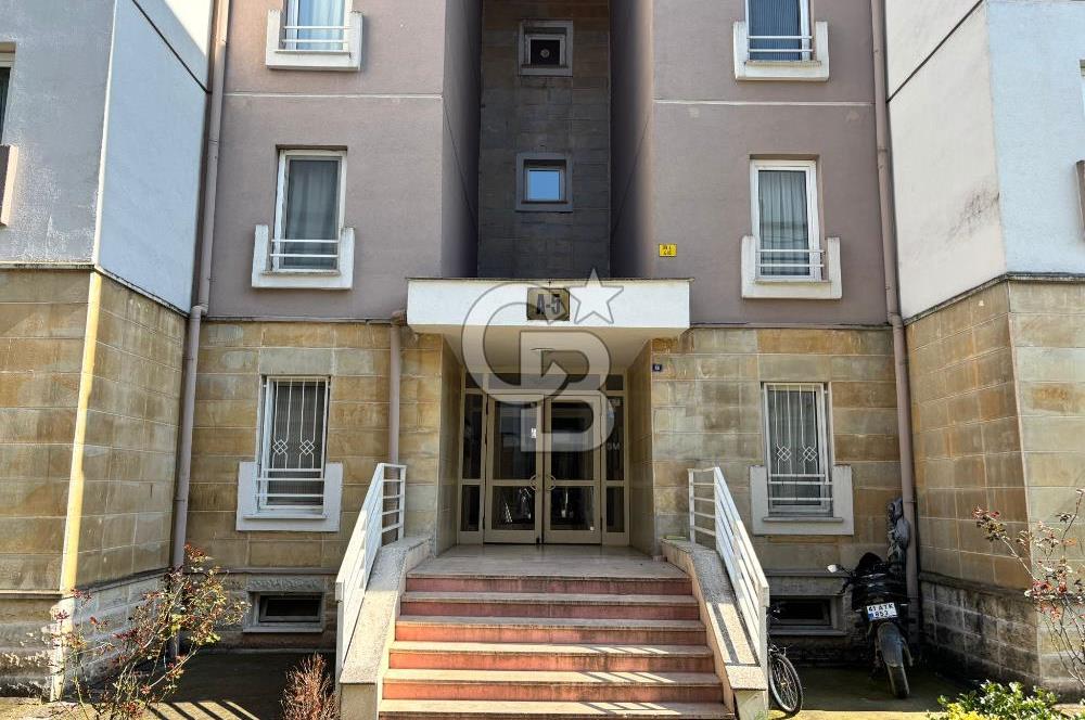 KARTEPE TAÇ YAPRAK SİTESİ'NDE 3+1 SATILIK DAİRE
