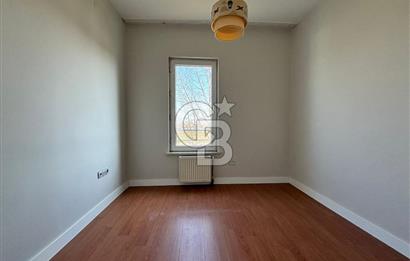 KARTEPE TAÇ YAPRAK SİTESİ'NDE 3+1 SATILIK DAİRE