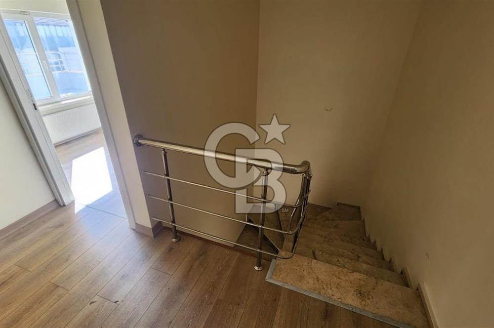 CADDEYE NAZIR SATILIK 4+1 CATI DUBLEKSI 