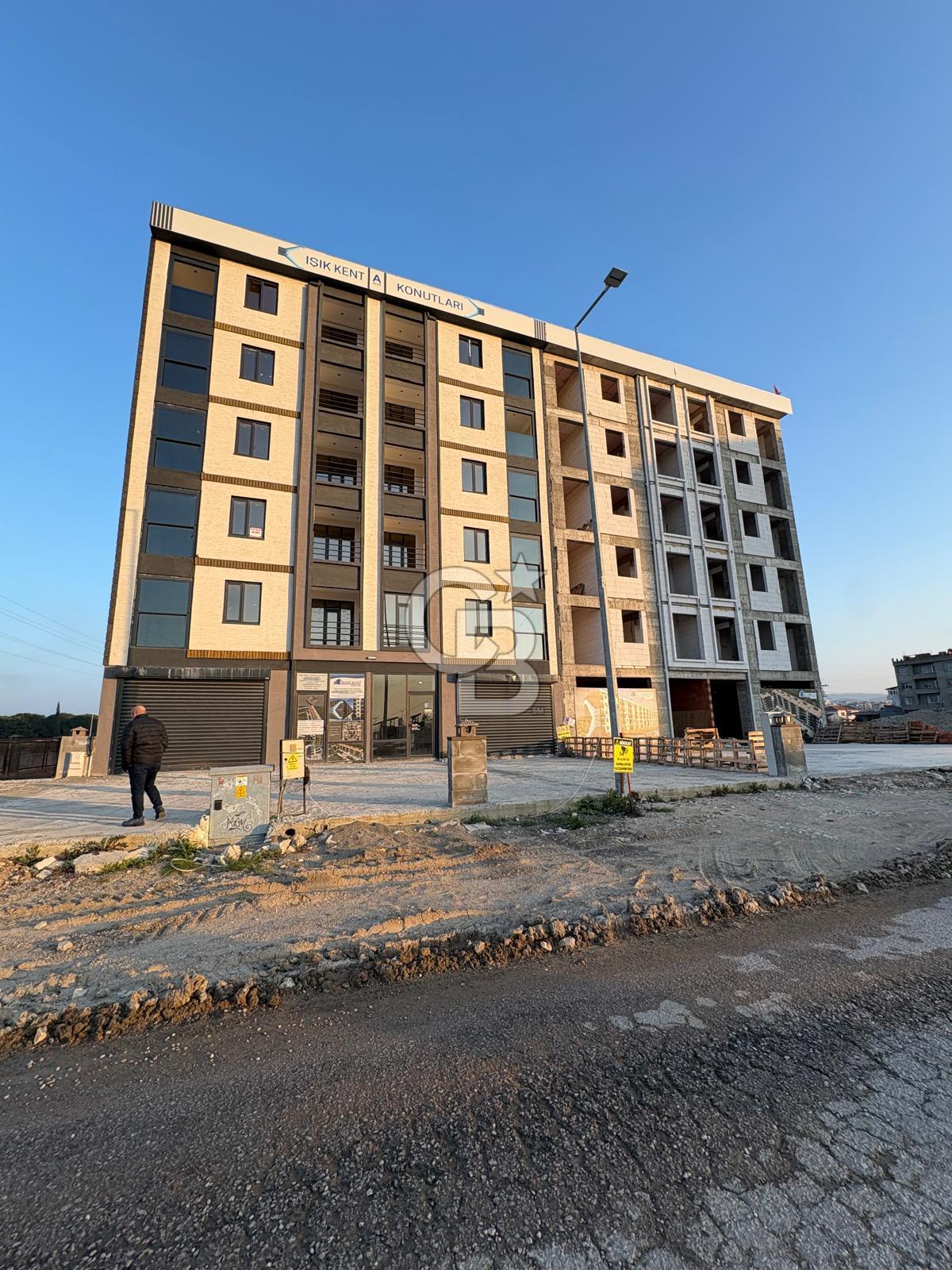 BİGA KALAFAT YOLU GİRİŞİ SATILIK 3+1 LÜKS DAİRE