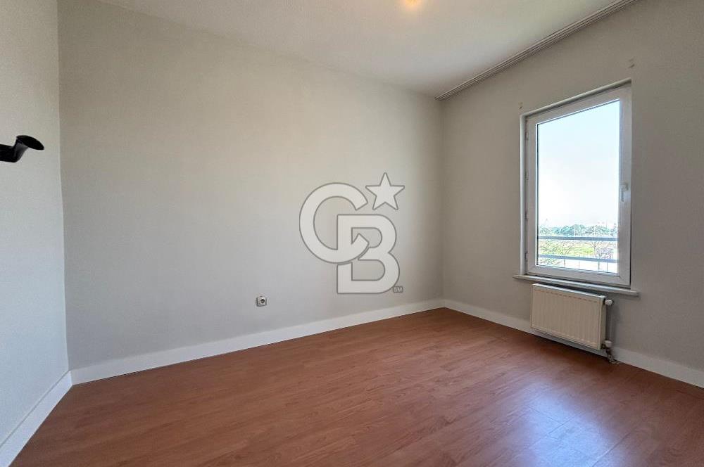 KARTEPE TAÇ YAPRAK SİTESİ'NDE 3+1 SATILIK DAİRE