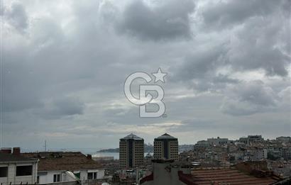 Abbasağa' da Kısmi Deniz Manzaralı Ferah Oturmaya Hazır Daire