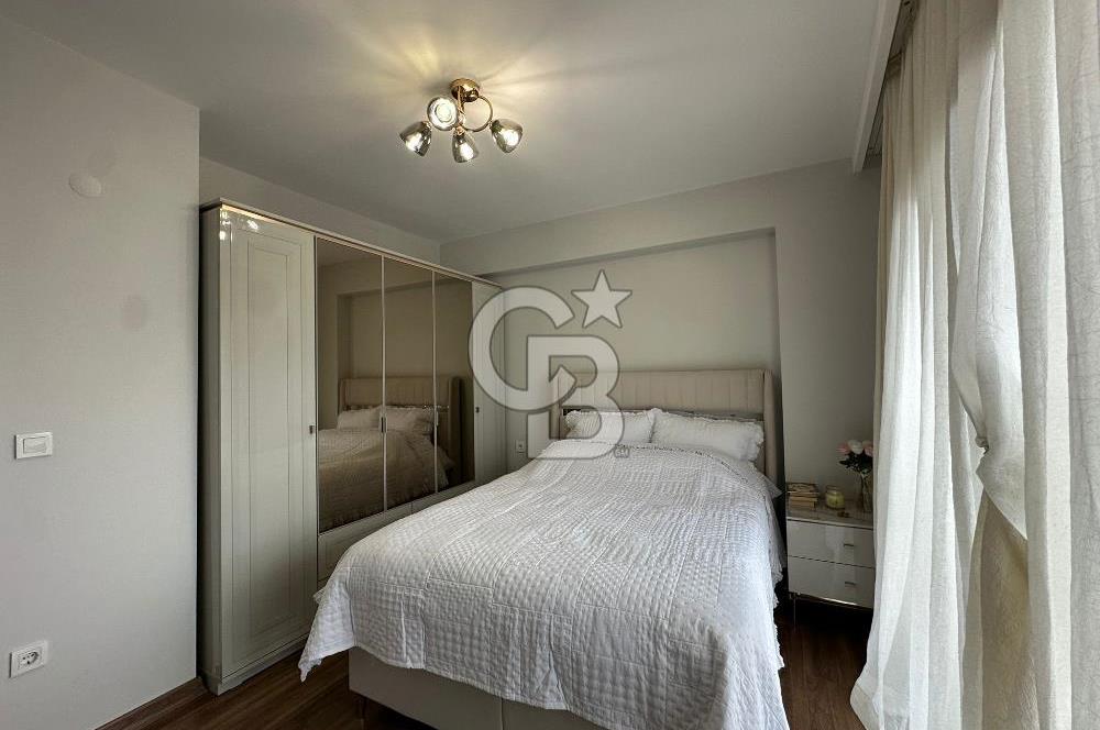 Abbasağa' da Kısmi Deniz Manzaralı Ferah Oturmaya Hazır Daire