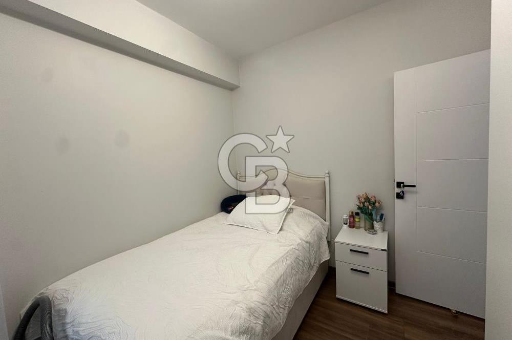 Abbasağa' da Kısmi Deniz Manzaralı Ferah Oturmaya Hazır Daire