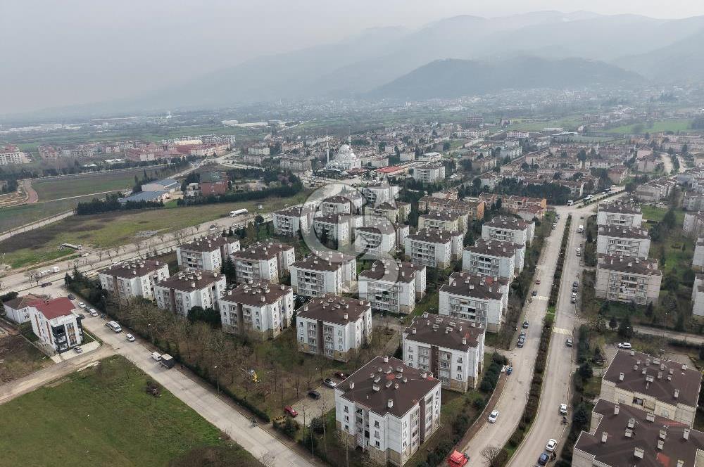 KARTEPE TAÇ YAPRAK SİTESİ'NDE 3+1 SATILIK DAİRE