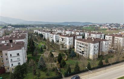 KARTEPE TAÇ YAPRAK SİTESİ'NDE 3+1 SATILIK DAİRE