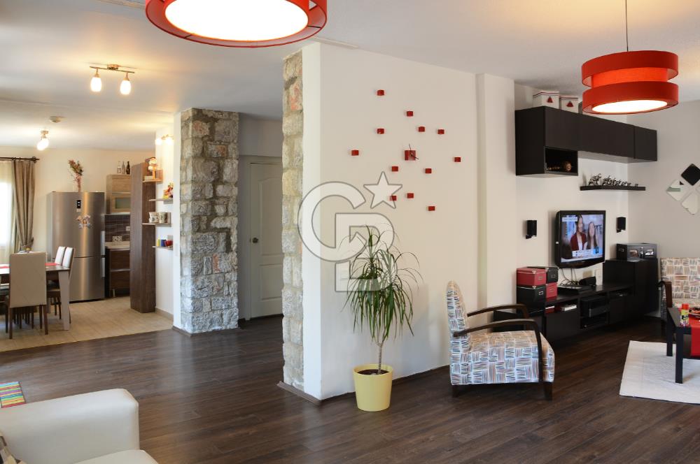 Bodrum Gölköyde Manzaralı Müstakil Yaşam 3+1 Bahçeli Ev