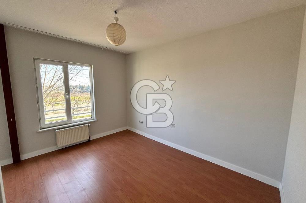 KARTEPE TAÇ YAPRAK SİTESİ'NDE 3+1 SATILIK DAİRE