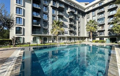 Çiğli Balatçıkda Site İçerisinde Havuz Cepheli 2+1 Kiralık Daire