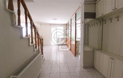 İzmir Buca Menderes Merkezi Lokasyon Kiralık 4+1 222 m² Daire