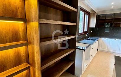 Caddebostan plaj yönünde içi yenilenmiş yatırımlık 4+1 daire