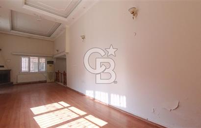 İzmir Buca Menderes Merkezi Lokasyon Kiralık 4+1 222 m² Daire