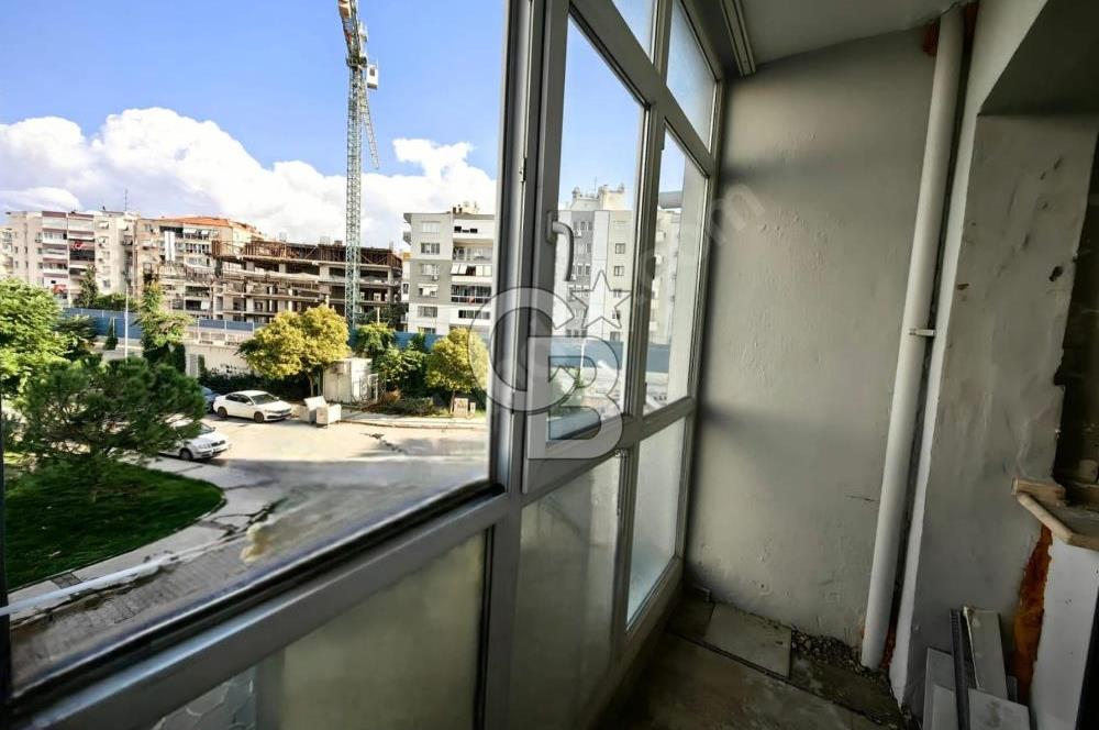 NALDÖKEN İZBAN YANINDA, KAPALI MUTFAKLI, YATIRIMLIK SATILIK 1+1