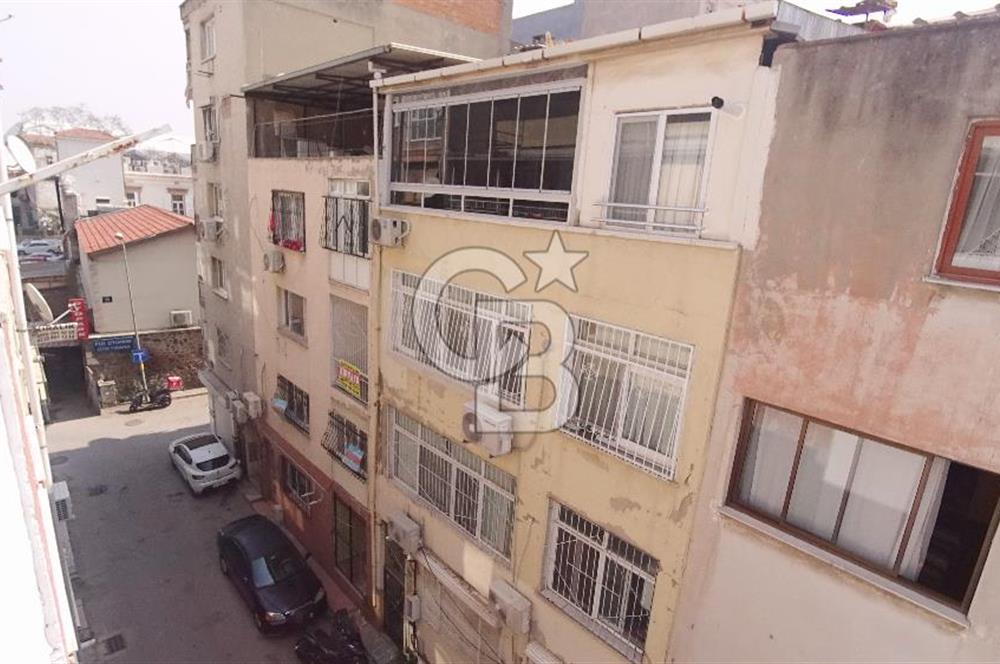 İzmir Konak Alsancak Gar Konumlu Kiralık 2+1 85 m² Daire