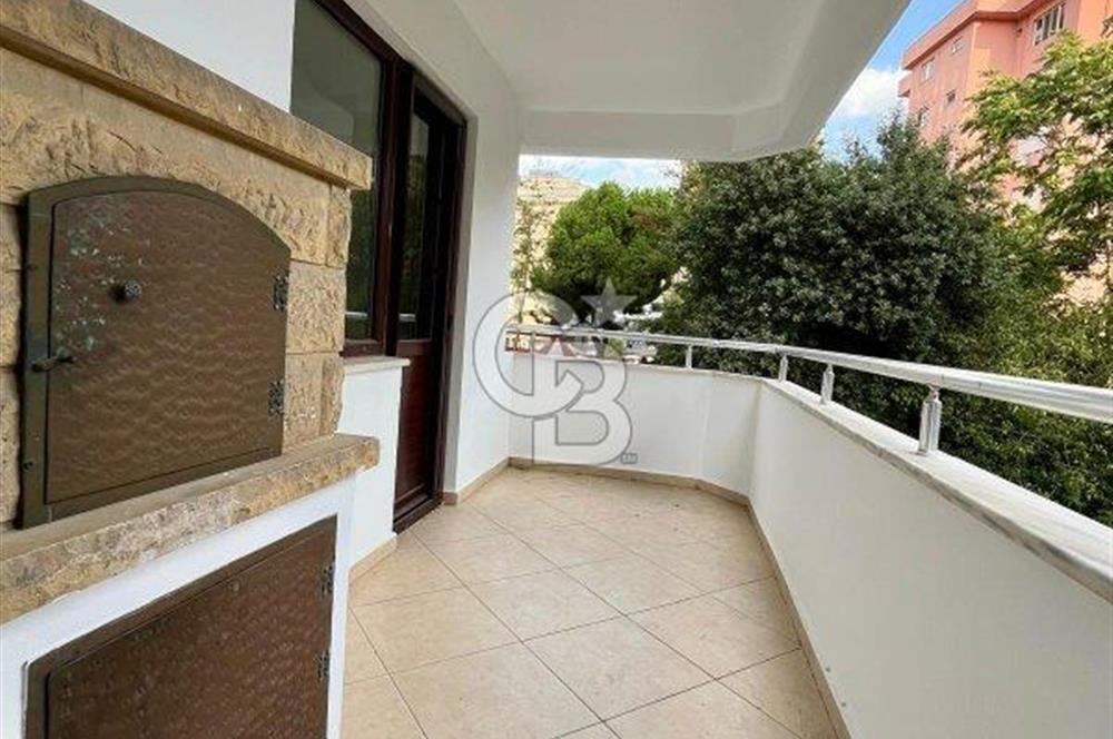 Caddebostan plaj yönünde içi yenilenmiş yatırımlık 4+1 daire