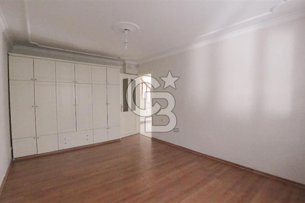 İzmir Buca Menderes Merkezi Lokasyon Kiralık 4+1 222 m² Daire