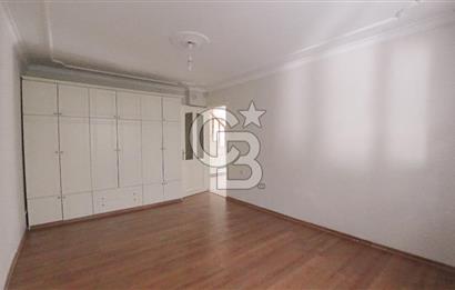 İzmir Buca Menderes Merkezi Lokasyon Kiralık 4+1 222 m² Daire