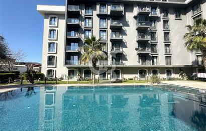 Çiğli Balatçıkda Site İçerisinde Havuz Cepheli 2+1 Kiralık Daire