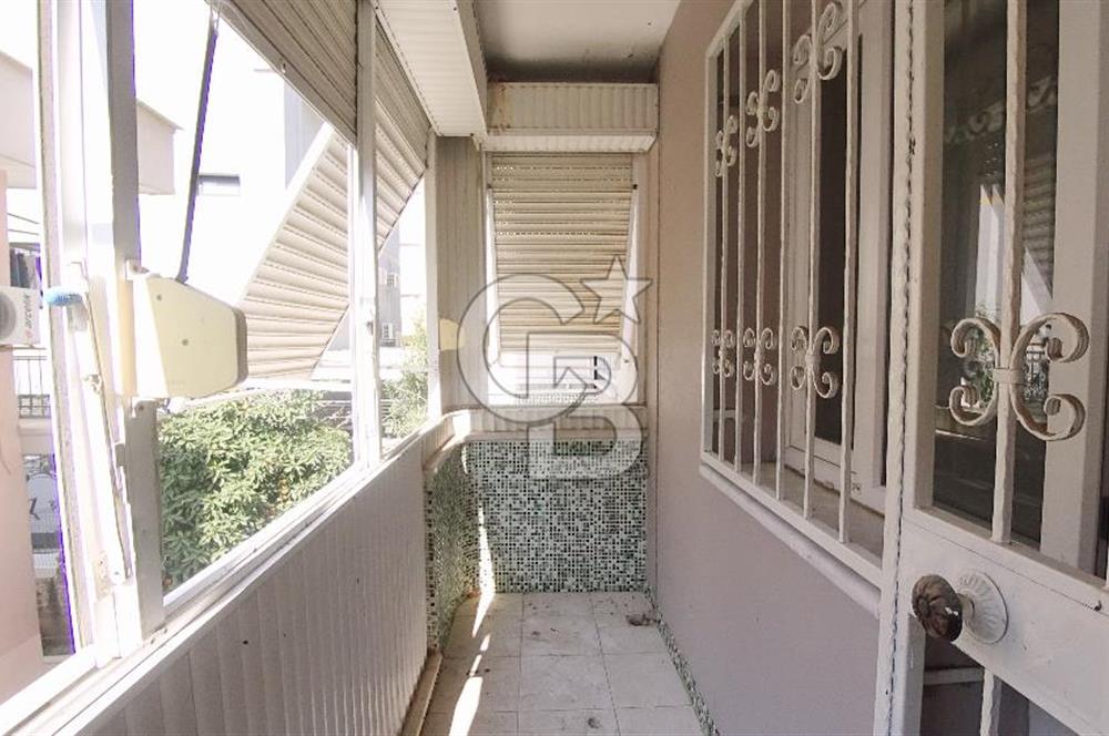 İzmir Buca Menderes Merkezi Lokasyon Kiralık 4+1 222 m² Daire