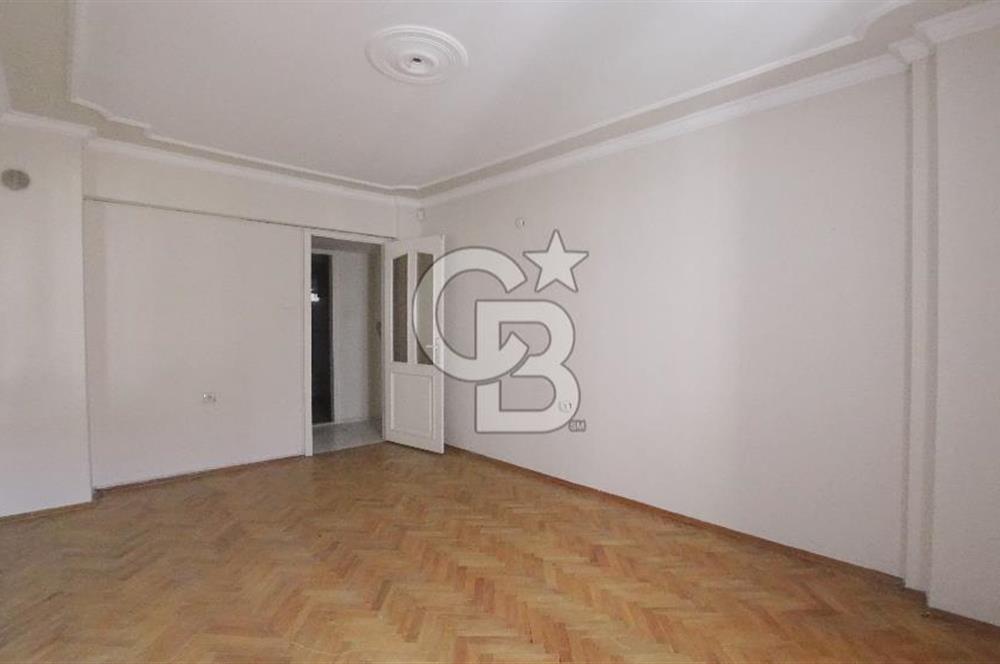 İzmir Buca Menderes Merkezi Lokasyon Kiralık 4+1 222 m² Daire