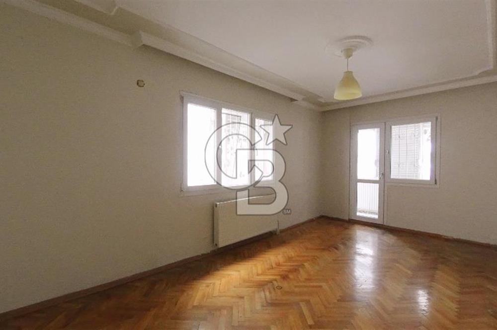 İzmir Buca Menderes Merkezi Lokasyon Kiralık 4+1 222 m² Daire