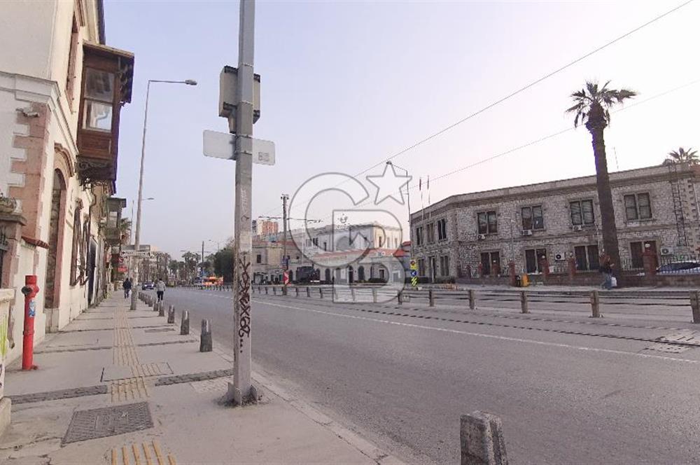 İzmir Konak Alsancak Gar Konumlu Kiralık 2+1 85 m² Daire