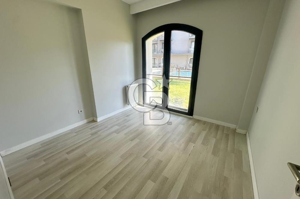 Çiğli Balatçıkda Site İçerisinde Havuz Cepheli 2+1 Kiralık Daire