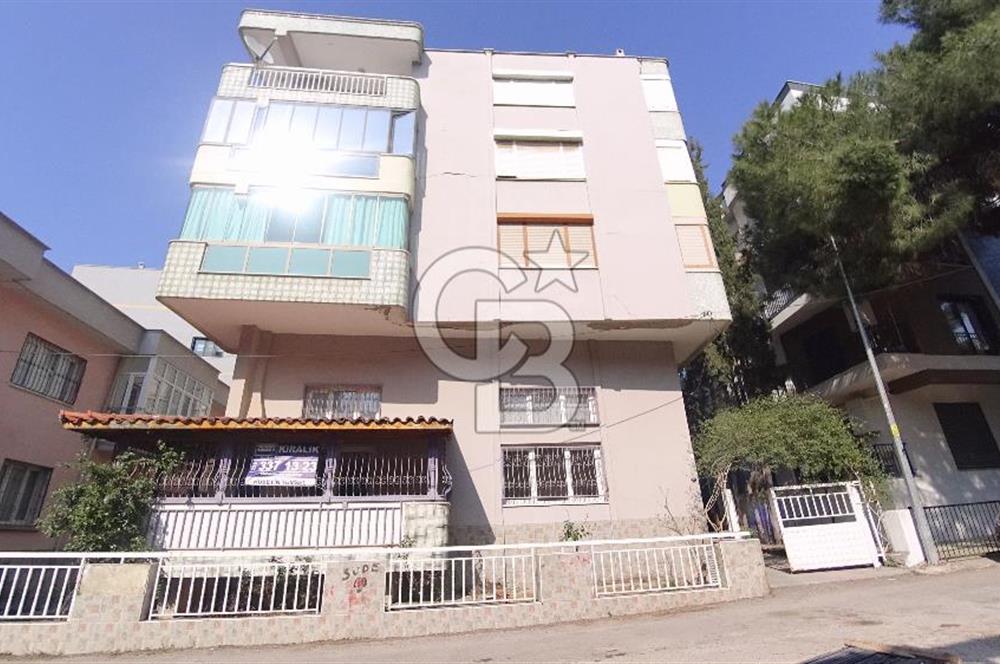 İzmir Buca Menderes Merkezi Lokasyon Kiralık 4+1 222 m² Daire
