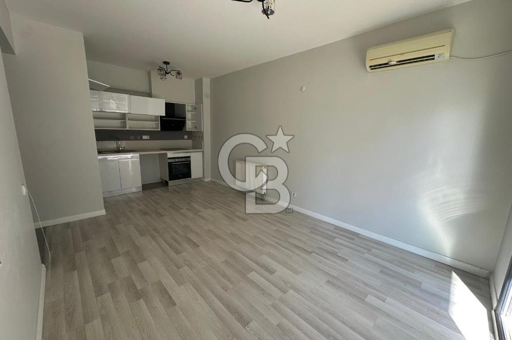 Çiğli Balatçıkda Site İçerisinde Havuz Cepheli 2+1 Kiralık Daire