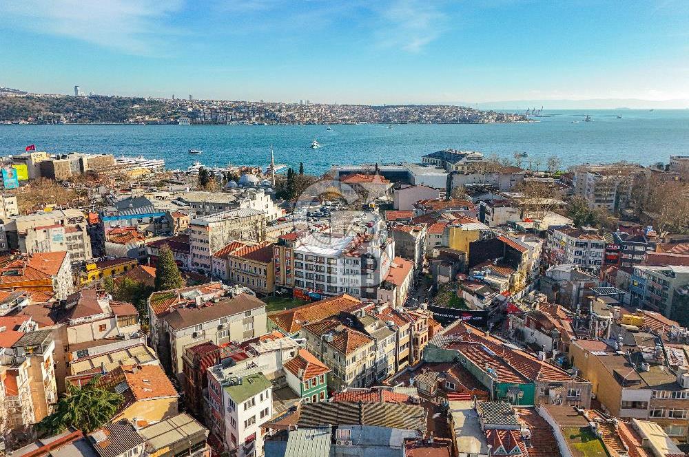 Fırsat Devren Kiralık Dükkan Beşiktaş Çarşı Kartal Heykeline 40m