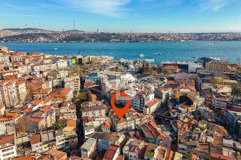 Fırsat Devren Kiralık Dükkan Beşiktaş Çarşı Kartal Heykeline 40m