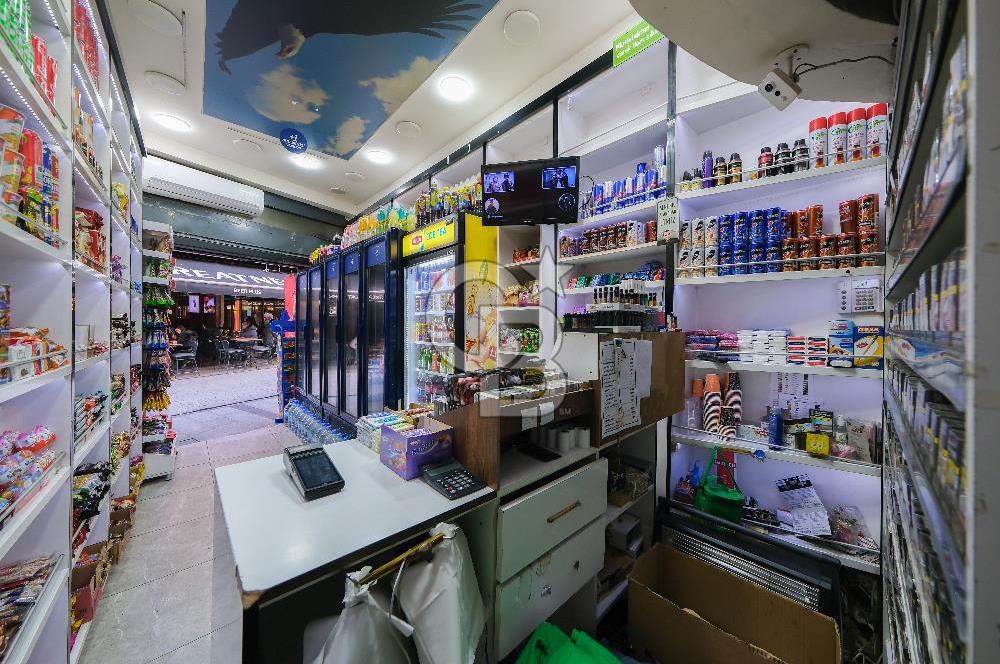 Fırsat Devren Kiralık Dükkan Beşiktaş Çarşı Kartal Heykeline 40m