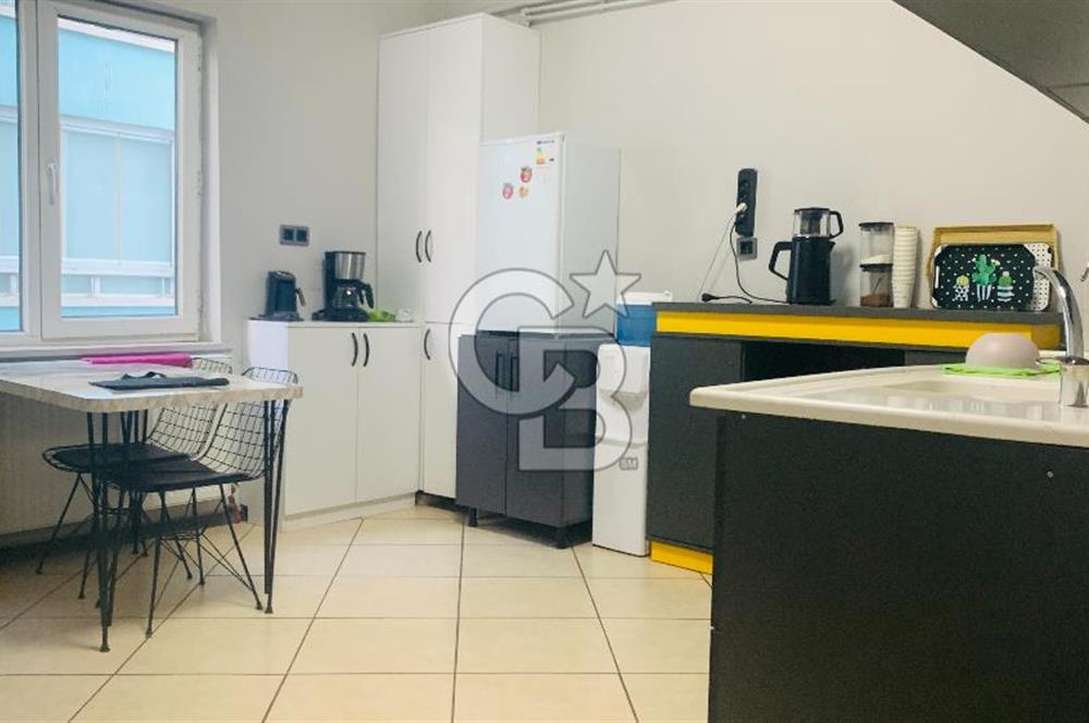 GOP VEDAT DOLAY CADDESİNDE KURUMSAL KİRACILI SATILIK MAĞAZA