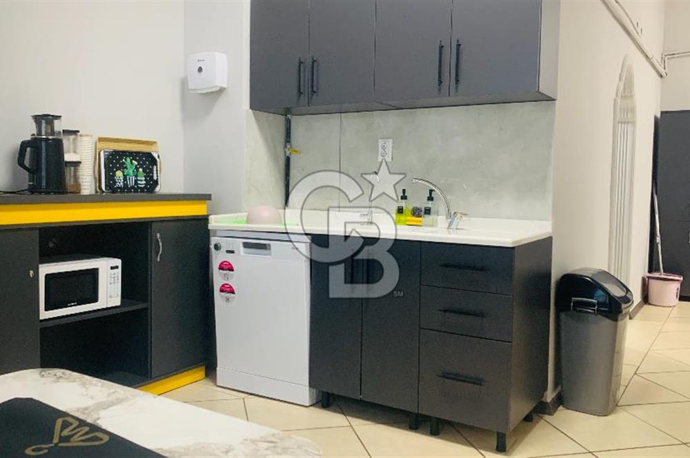 GOP VEDAT DOLAY CADDESİNDE KURUMSAL KİRACILI SATILIK MAĞAZA